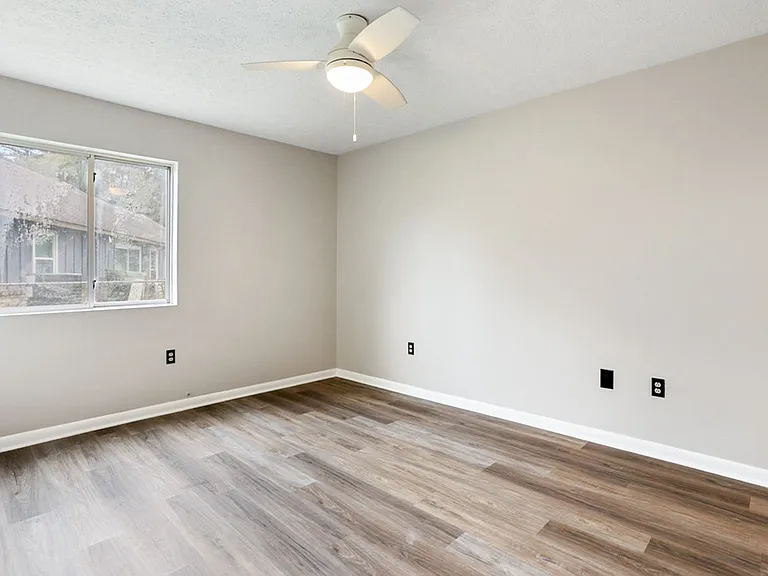 3 Oxford Ct — Photo 10