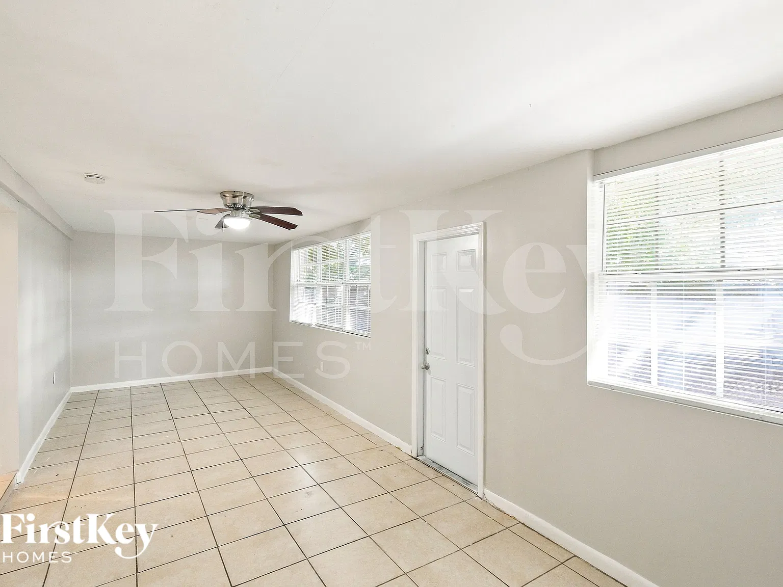 3 bed, 2.0 bath, 1483 sqft, $2,630 — Photo 3