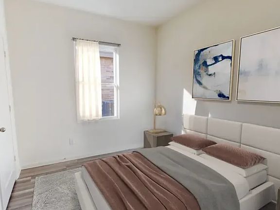 5th image of 2105 Burnwood St