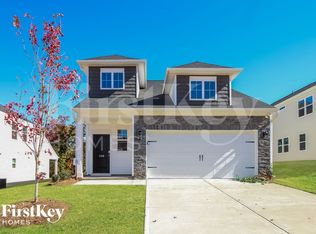 530 Hillpark Ln, Greer, SC 29651