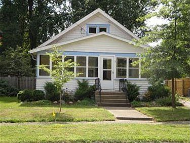 1st image of 2670 Maplewood St