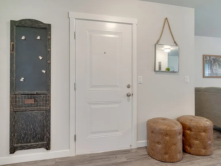 Riverbend Apartments — Photo 16