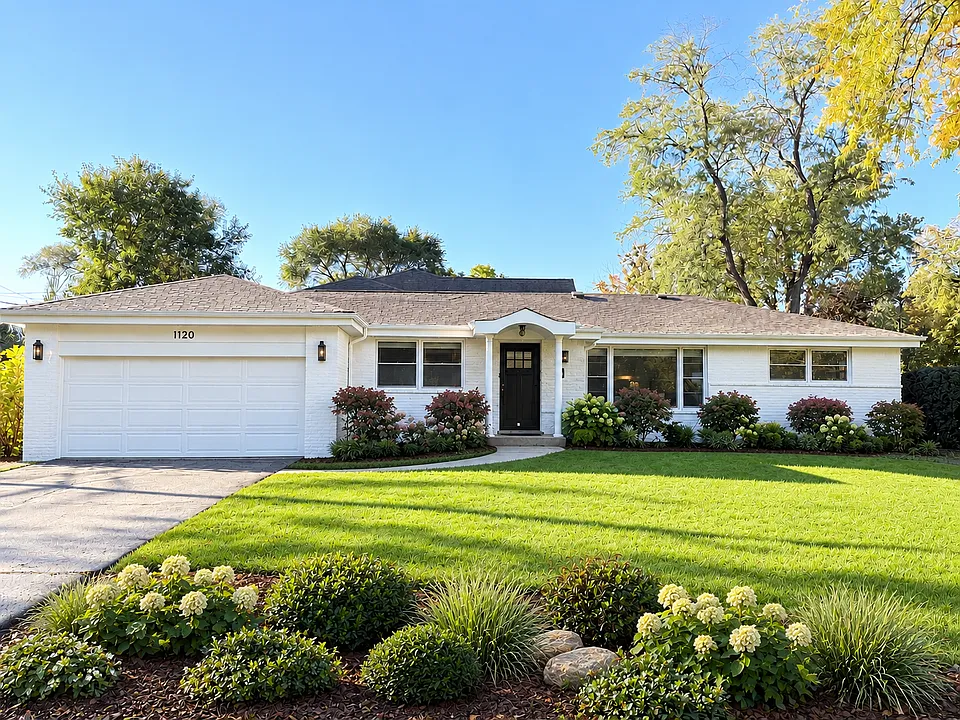 1120 Manor Dr