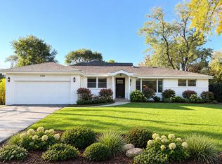 1120 Manor Dr, Wilmette, IL 60091