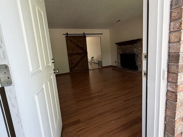 24 Twin Oaks Dr — Photo 5