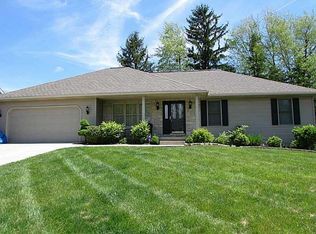 216 Evergreen Dr, Bellefontaine, OH