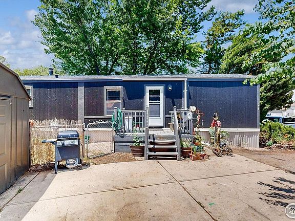 3rd image of 12205 Perry St #217