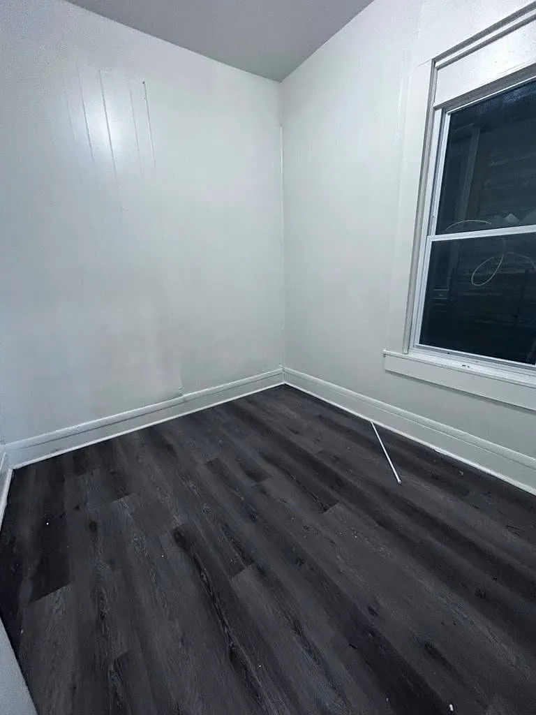 4 bed, 1.0 bath, $3,400 — Photo 2