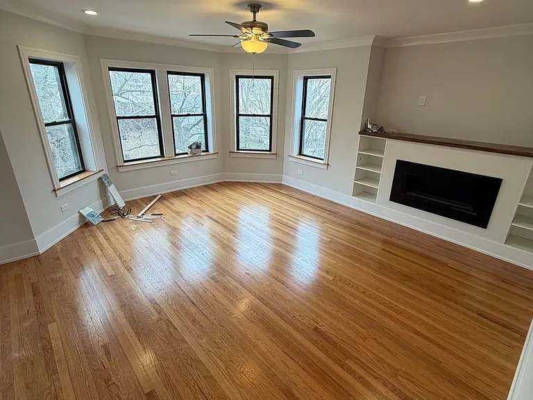 4886 N Hermitage Ave #1 — Photo 3