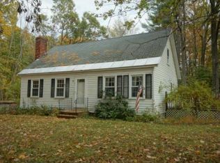3 Cole Rd, Derry, NH 03038