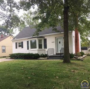 3219 SW 8th Ave, Topeka, KS, 66606