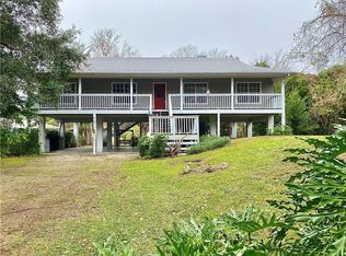 40 Magnolia Ave, Yankeetown, FL 34498