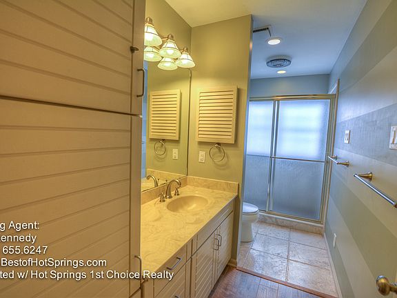 3rd image of 101 Long Island Dr APT 304