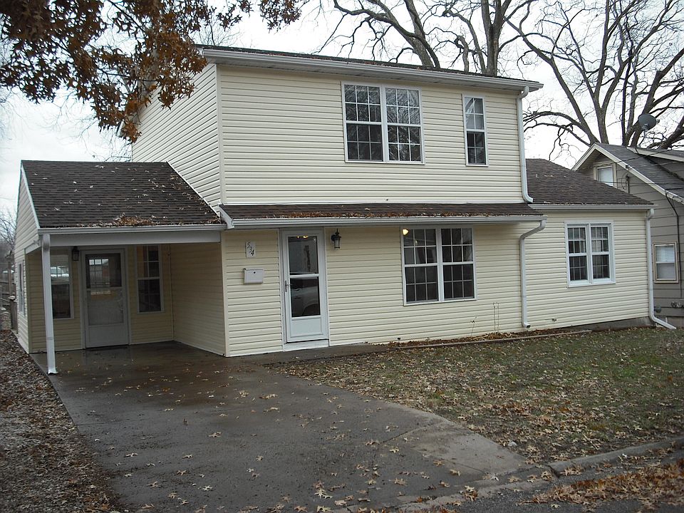 1st image of 534 Thoma St