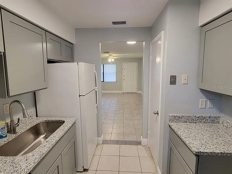 784 E Anderson Rd — Photo 12