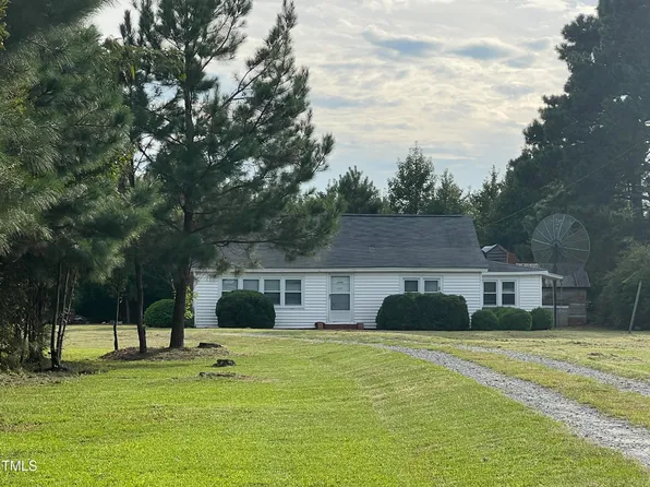 5974 State Highway 50 S, Benson, NC 27504