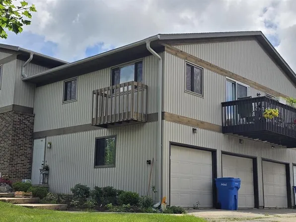 1909 Fox Run, Mount Horeb, WI 53572