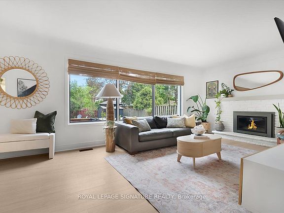 3rd image of 17 Highland Cres