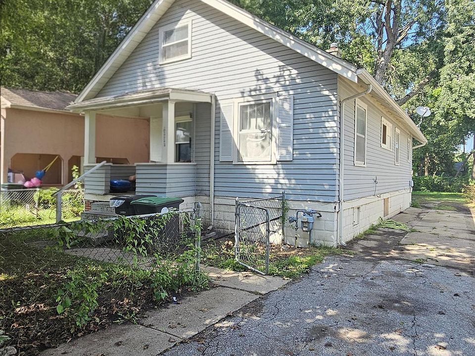 1st image of 2442 Hartman Ave