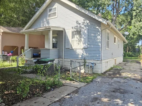 2442 Hartman Ave, Omaha, NE 68111