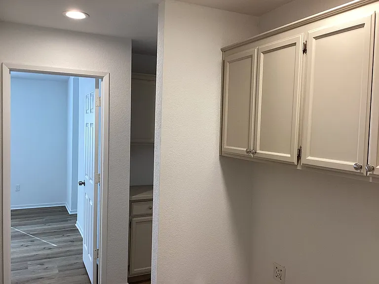 1450 La Jolla Way — Photo 36