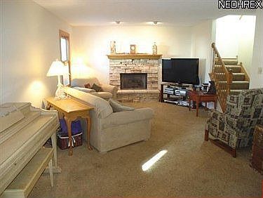 4th image of 38335 Crossbrook Ave