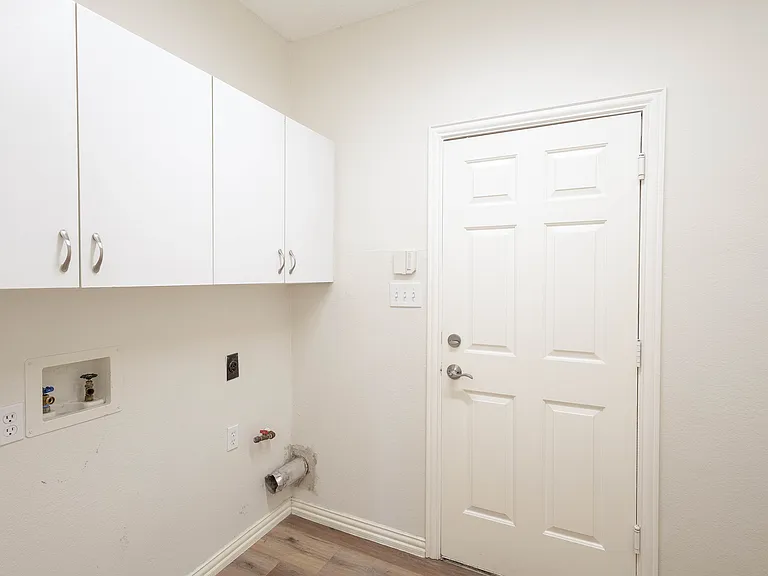 3808 Hunters Trl — Photo 15