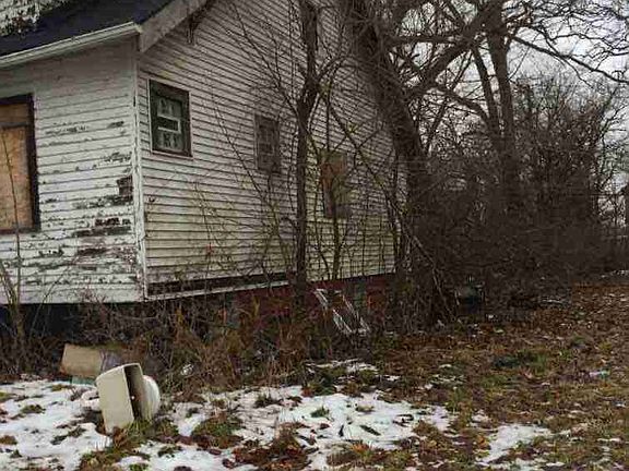 14247 Washburn