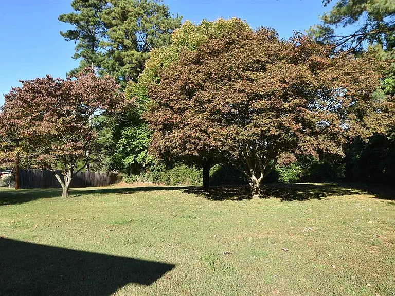 269 Brookfield Rd — Photo 7