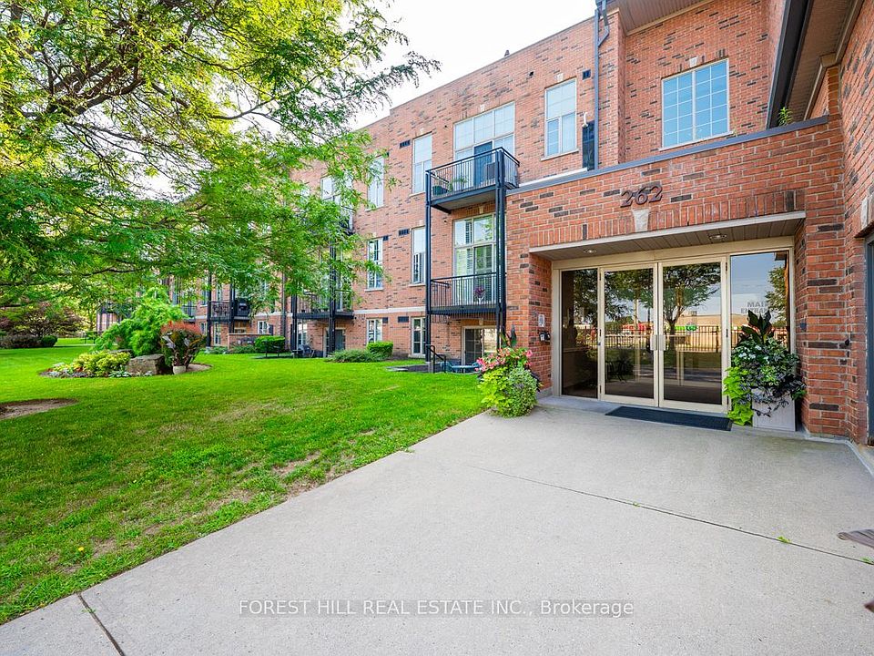 1st image of 262 Dundas St E #102