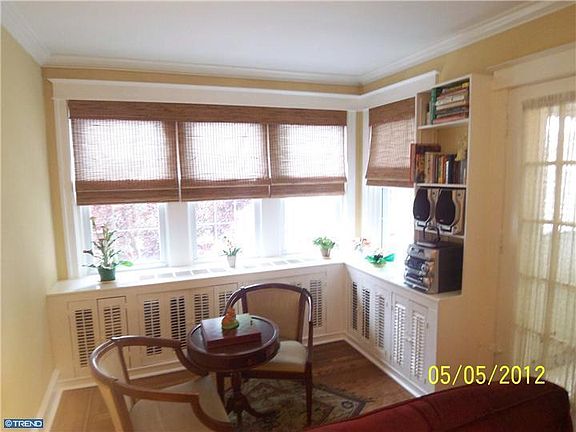 2nd image of 3327 Englewood St