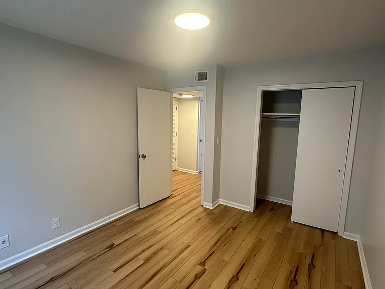 904 Plaza Dr #11 — Photo 19