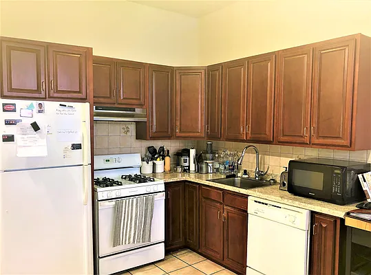 Rented by Connections Real Estate Services  | media 21