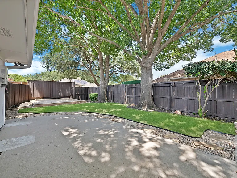 4021 San Mateo Dr — Photo 28