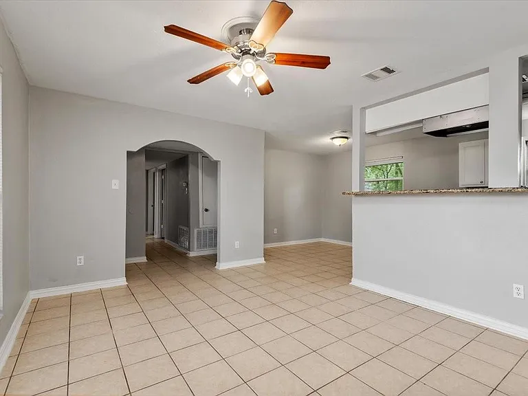 1935 Barnsley Ln — Photo 12
