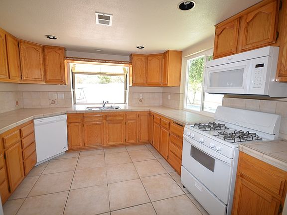 4th image of 26772 Mandelieu Dr