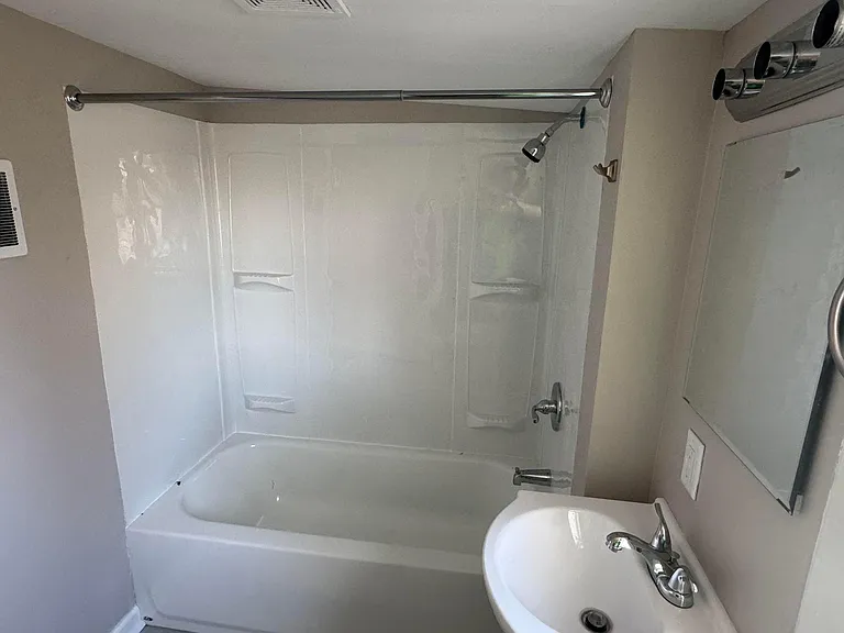 1407 New York Ave #1405-1/2 — Photo 3