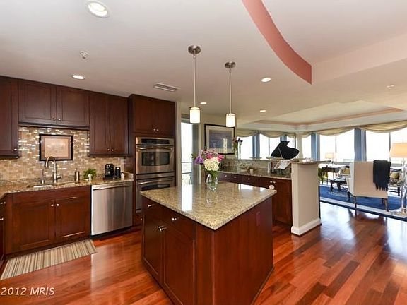 5th image of 513 W Broad St APT 609