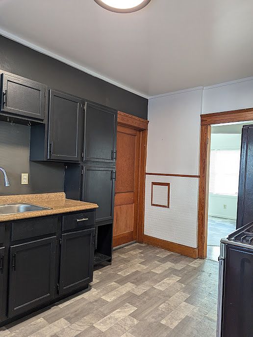 1st image of 1327 W 108th St Unit 1