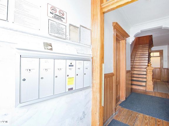2nd image of 245 Kingsland Ave