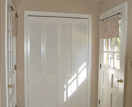2nd image of 226 Sunnyside Dr