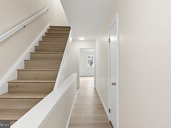 5th image of 7332 Devon St