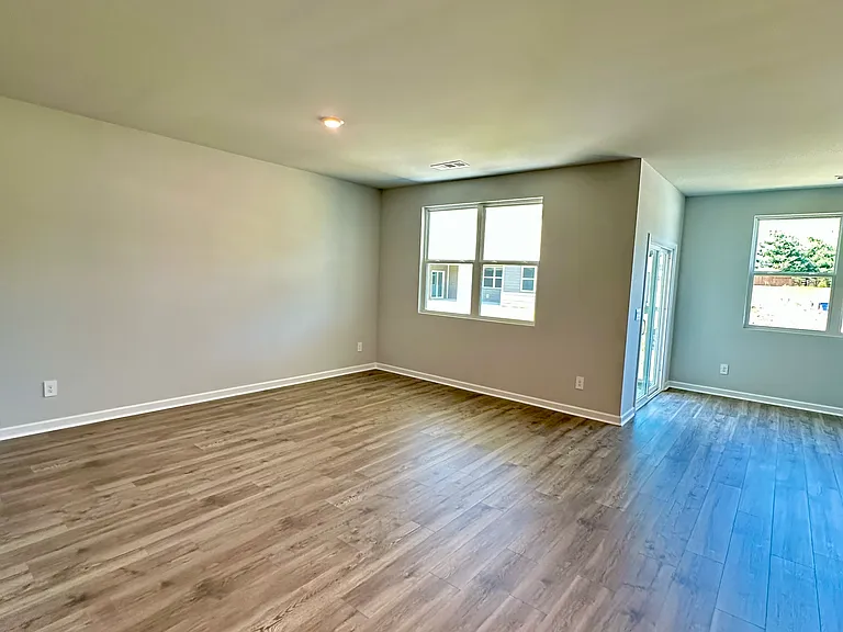 5429 Mason Way — Photo 6