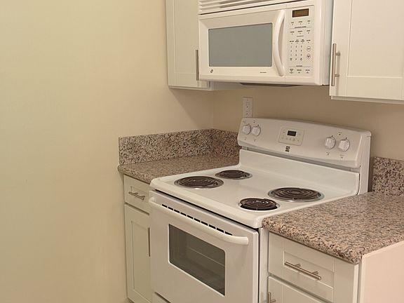 5th image of 2025 Las Vegas Ave APT 5