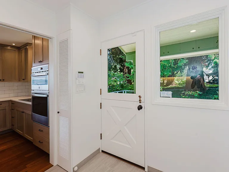 15550 Broom St NE — Photo 18