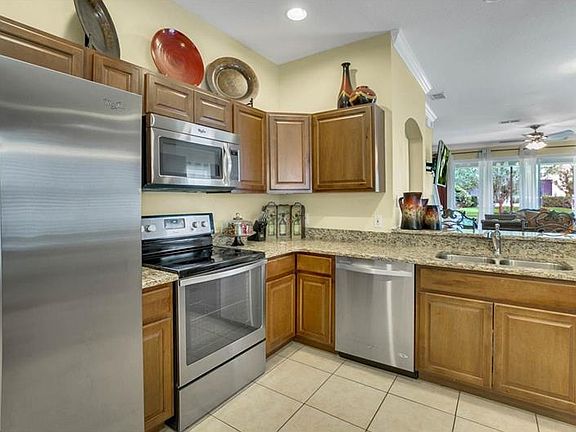 4th image of 4117 Bismarck Palm Dr