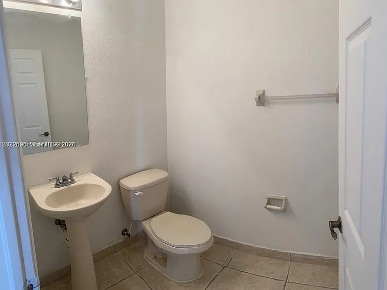 2991 NW 36th Way — Photo 5