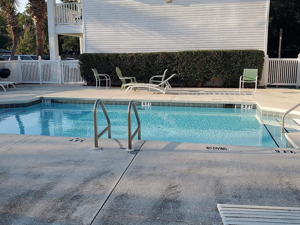 1st image of 115 Shell Ave #16