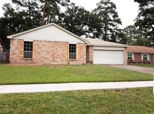208 Hartford Dr, Conroe, TX 77303