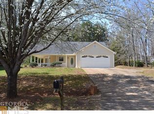 165 Lakefront Dr, Covington, GA 30016